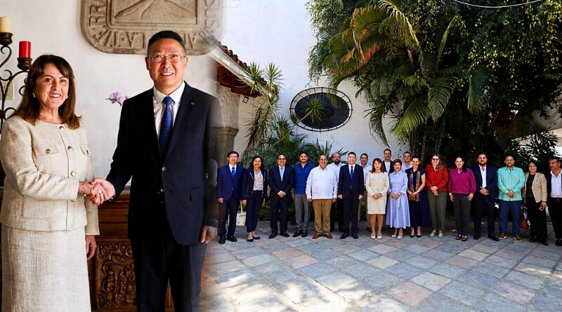 Gobierno estatal impulsa cooperación con China en inversión, innovación y cultura, buscando desarrollo económico y nuevas oportunidades para familias.