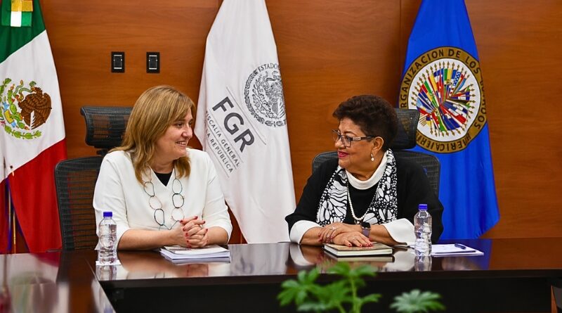 Subtítulo: Ernestina Godoy y Andrea Pochak acuerdan fortalecer la cooperación internacional para atender la crisis de desapariciones en México.
