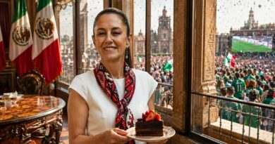 La primera mujer presidenta de México cumple 64 años en medio de una coincidencia histórica que fusiona el deporte, la política y la celebración popular en el corazón del Zócalo capitalino.