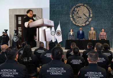 Ernestina Godoy encabezó la entrega de reconocimientos "Policía Federal Ministerial 2026" a agentes destacados por su compromiso con la justicia.